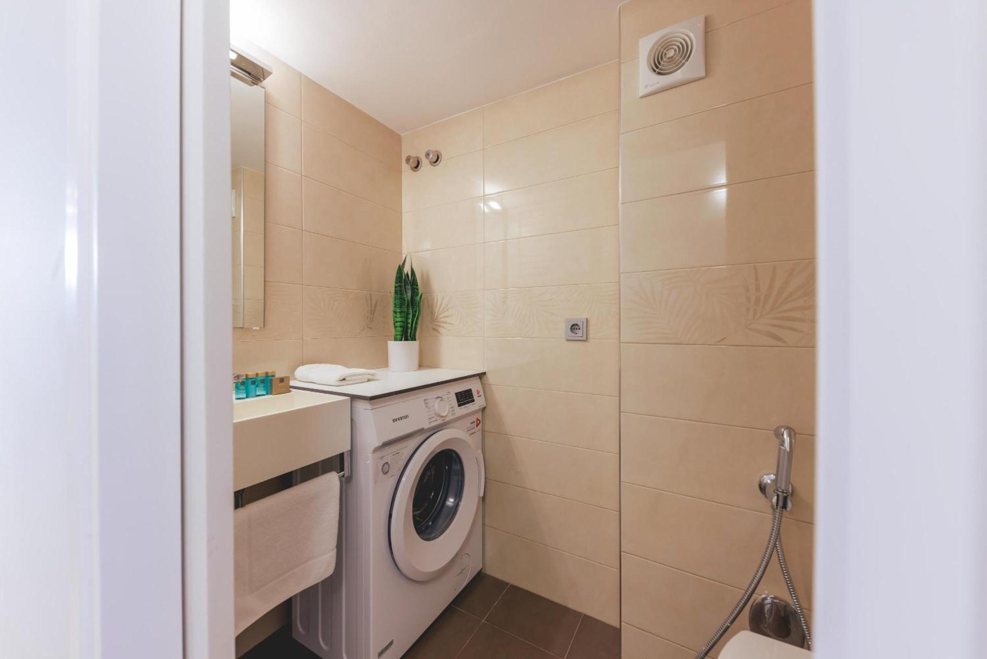 Bravissimo Hortes, 3-Bedroom Centre Apartment Жирона Экстерьер фото
